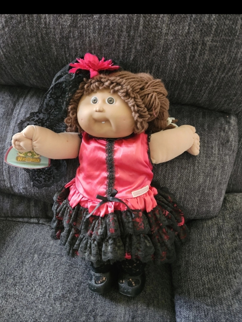 VINTAGE Cabbage Patch Kid Spain Girl Doll 1985 World Traveler